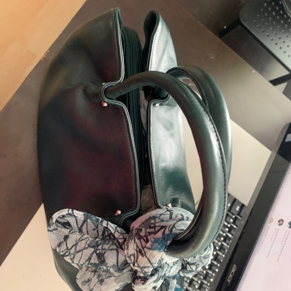 SOPRANO premium leather handbag - Picture 5 of 13